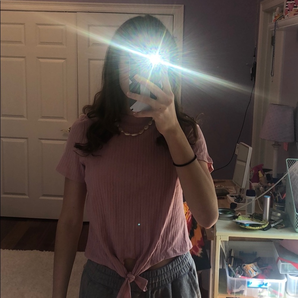 pink short sleeved shirt